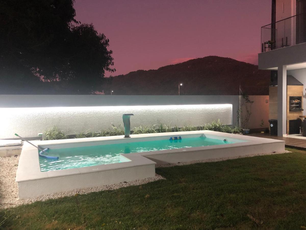 Casa Luxo Com Piscina A 500 Metros Da Praia フロリアノポリス エクステリア 写真